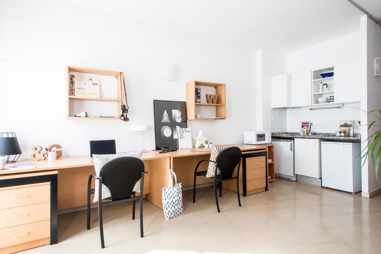 Residencia Universitaria Resa Francesc Giralt I Serra Τεράσα Εξωτερικό φωτογραφία