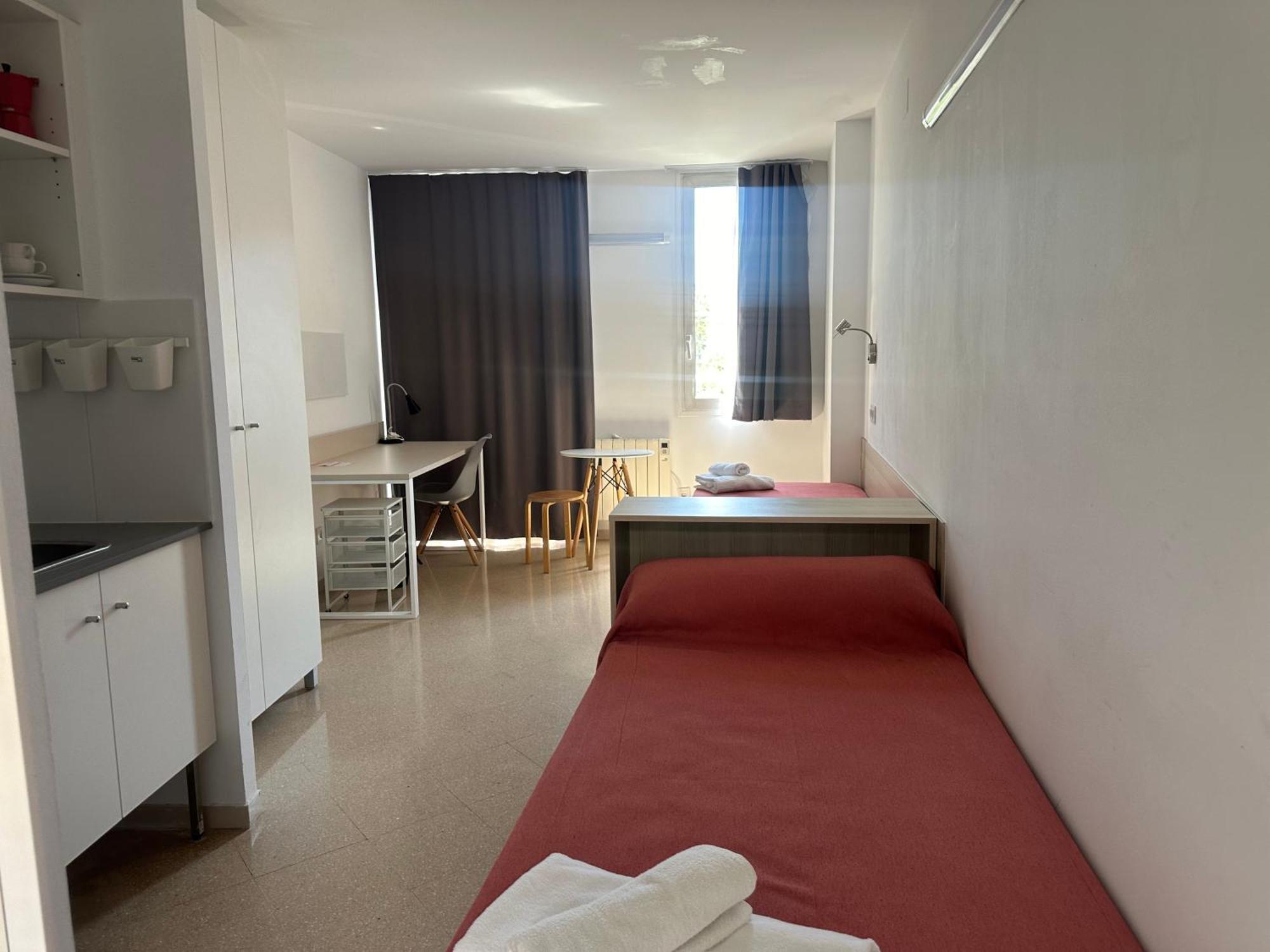 Residencia Universitaria Resa Francesc Giralt I Serra Τεράσα Εξωτερικό φωτογραφία